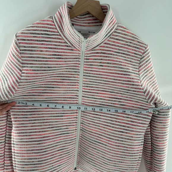 New! Under Armour Jacket Full Zip Loose Fit Therma Heatgear Women's Size Small - Picture 13 of 13